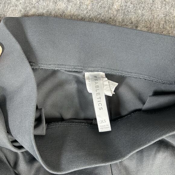 Fabletics Sleek Knit Wide Leg Pants Women’s XS Gray Stretch Athleisure Flaws - Picture 9 of 13